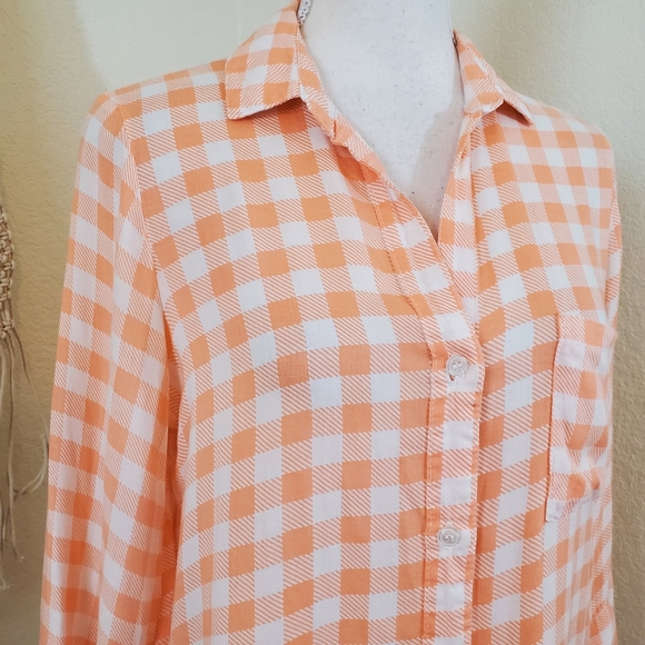 Bella Dahl Orange Gingham button down! Size Medium. - Picture 4 of 9
